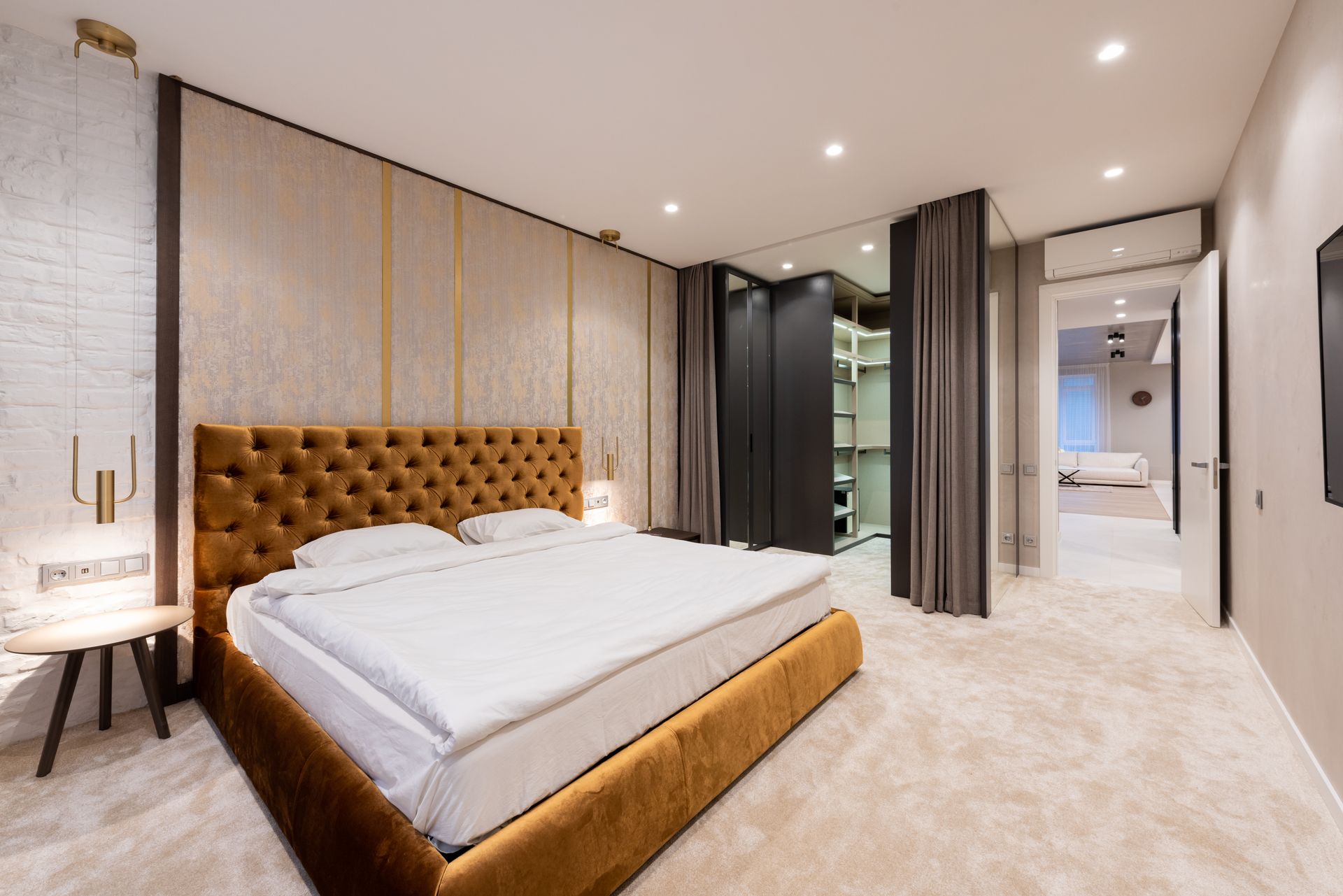 Smily Signature bedroom project